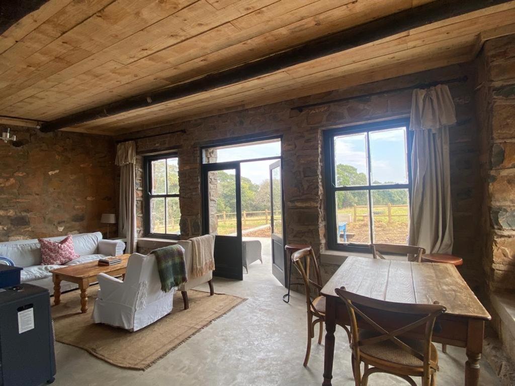 Yellowwoods Farm - Willoughbys Cottage And Old Stables Cottage Curryʼs Post 외부 사진
